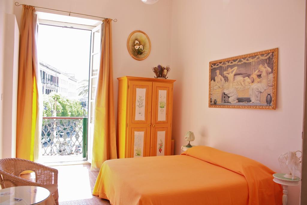 Ca' Del Sol Hotel Каляри Екстериор снимка