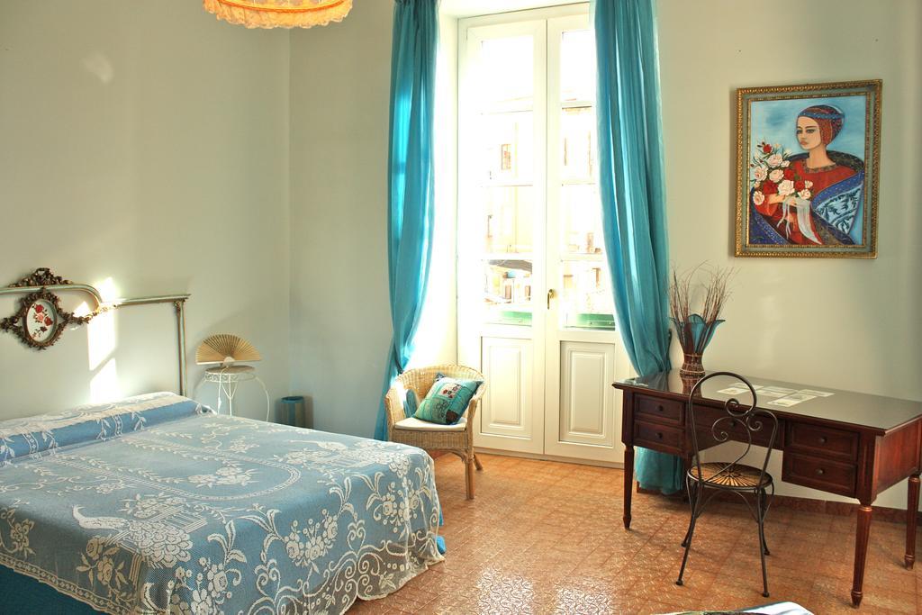Ca' Del Sol Hotel Каляри Екстериор снимка